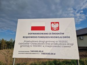 Tablica informująca o dofinansowaniu