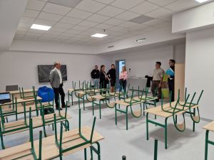 Nowa część szkoły w Ostrowitem