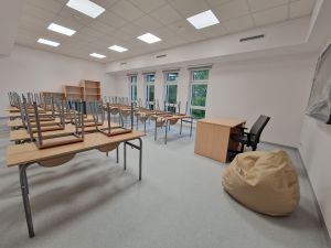 Nowa część szkoły w Ostrowitem