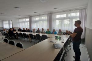 Uczestnicy klubu seniora
