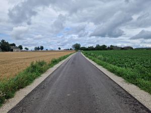 Przebudowa drogi wewnętrznej na dz. nr 84/1
