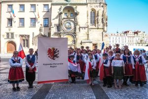 Zespół ludowy Mali Dobrzyniacy z Węgierska