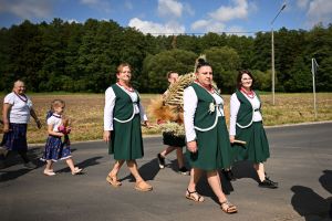 Przemarsz Koła Gospodyń Wiejskich