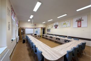 Przekazanie kluczy do pracowni językowych - projekt „EU-geniusz w świecie naukowych żywiołów”