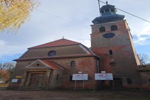 Kościół ewangelicki w Ostrowitem