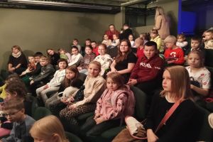 Uczniowie szkoły w Lisewie