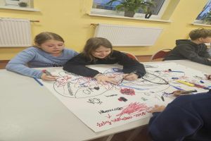 Uczestnicy Klubu Młodzieżowego „Młodzi na fali”