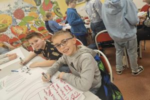 Uczestnicy Klubu Młodzieżowego „Młodzi na fali”