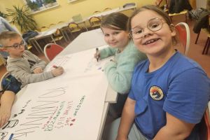 Uczestnicy Klubu Młodzieżowego „Młodzi na fali”