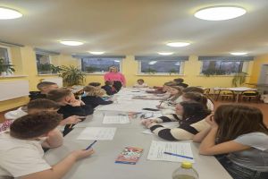 Uczestnicy Klubu Młodzieżowego „Młodzi na fali”