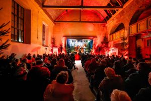 Uczestnicy koncertu noworocznego w Ostrowitem