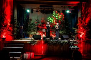 Uczestnicy koncertu noworocznego w Ostrowitem