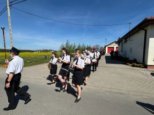 Przemarsz orkiestry OSP Nowogród