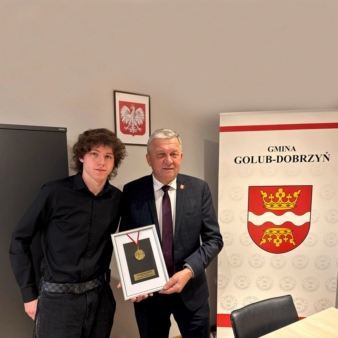 Wójt Marek Ryłowicz oraz Nikodem Siałkowski
