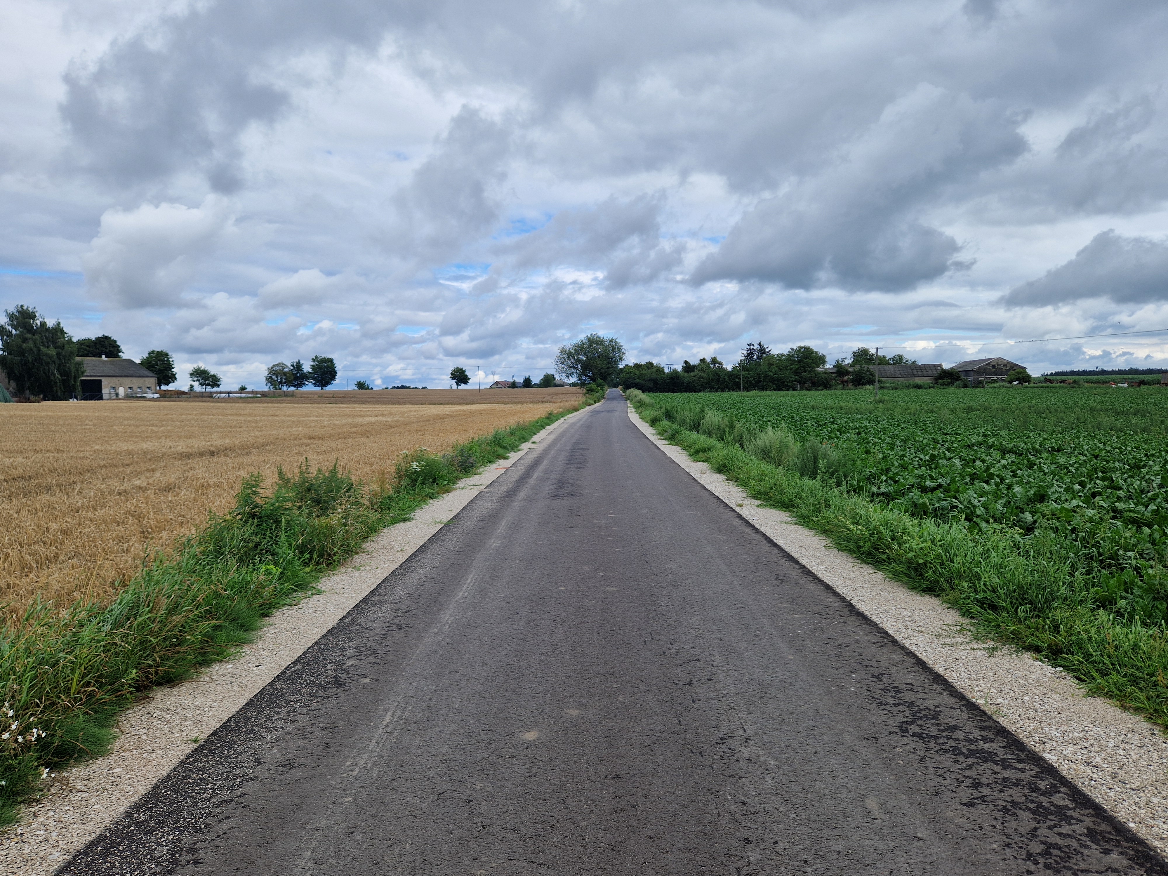 Przebudowa drogi wewnętrznej na dz. nr 84/1